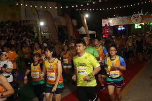 BIB: 11871, 15988
                            <button type="button" onclick="openModal(9884530)" class="btn btn-primary btn-sm float-right btn-popup" data-toggle="modal" data-target=".modal-high-quality">
                        <i class="fas fa-shopping-cart"></i> Add to Cart
                    </button>
                                            <button type="button" onclick="isThisMe(9884530, true)" class="btn btn-success btn-sm float-right btn-popup btn-isme hidden" data-toggle="tooltip" data-placement="bottom" title="นี่คือรูปของคุณใช่ไหม คลิกที่นี่เพื่อเอาเข้าอัลบั้ม">
                        <i class="fas fa-plus"></i> Add to album
                    </button>
                    <button type="button" onclick="isThisMe(9884530, false)" class="btn btn-warning btn-sm float-right btn-popup btn-isnotme hidden">
                        <i class="fas fa-ban"></i> Remove from album
                    </button>